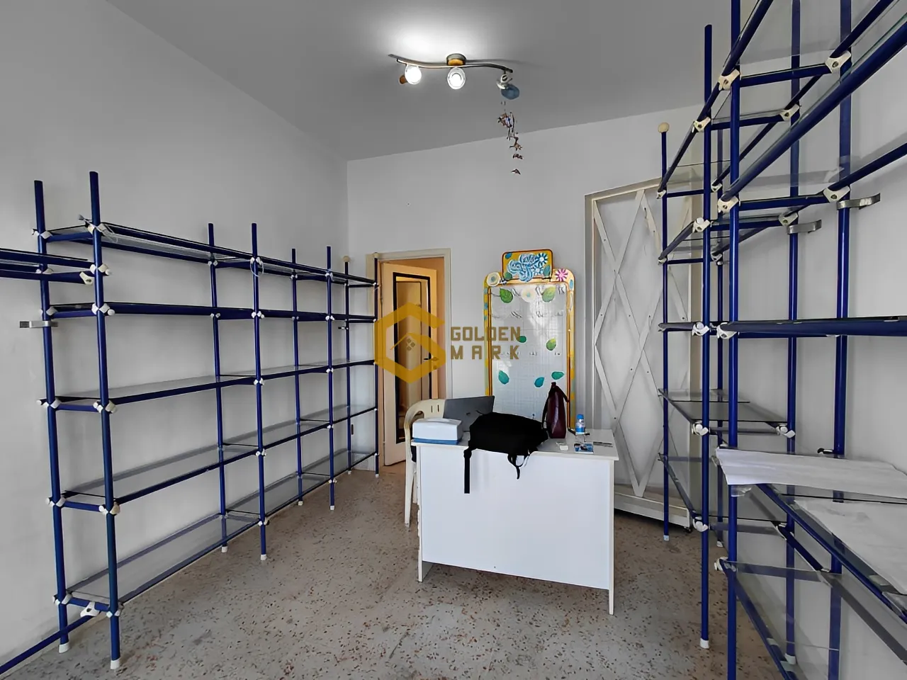 Shop for rent in Blat
