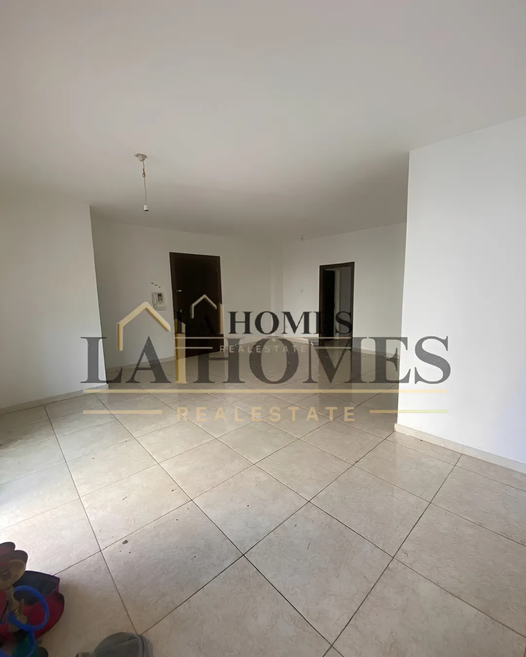 Apartment for sale in Zikrit