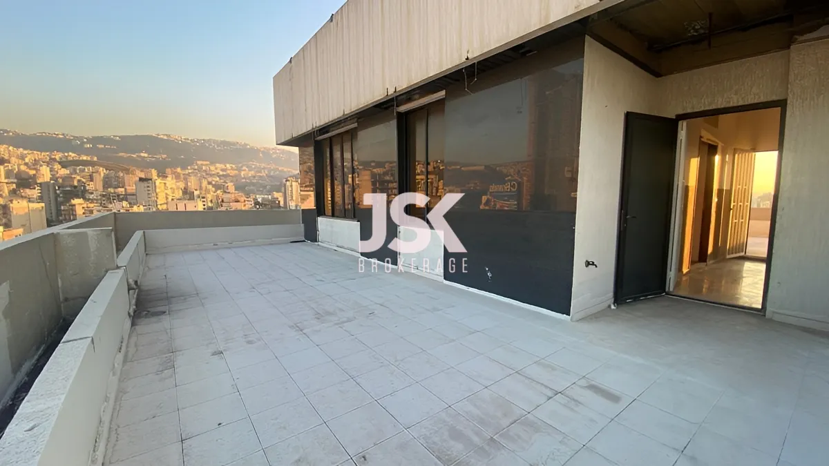 Office for rent in Zalqa
