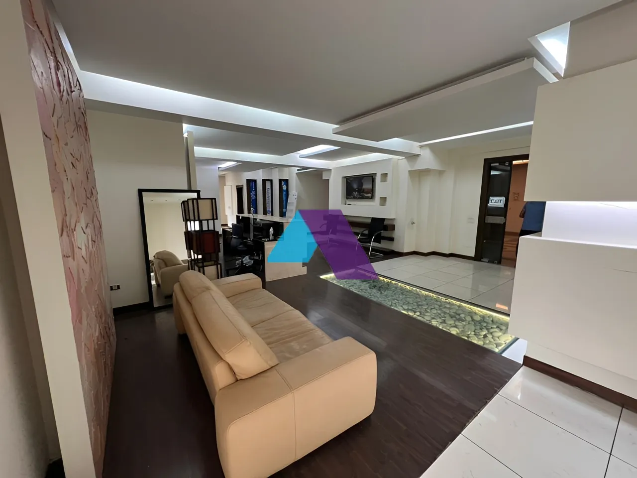 Office for rent in Kaslik