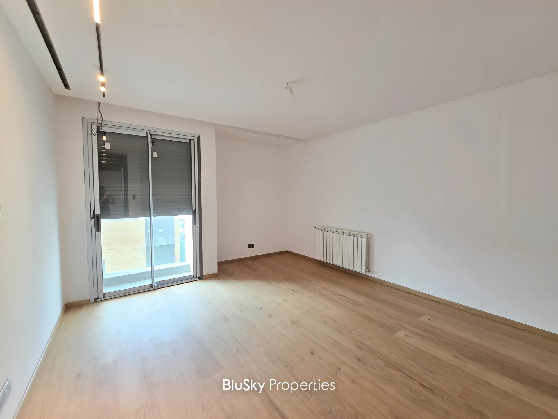 Duplex for sale in Monteverde main street، lebanon