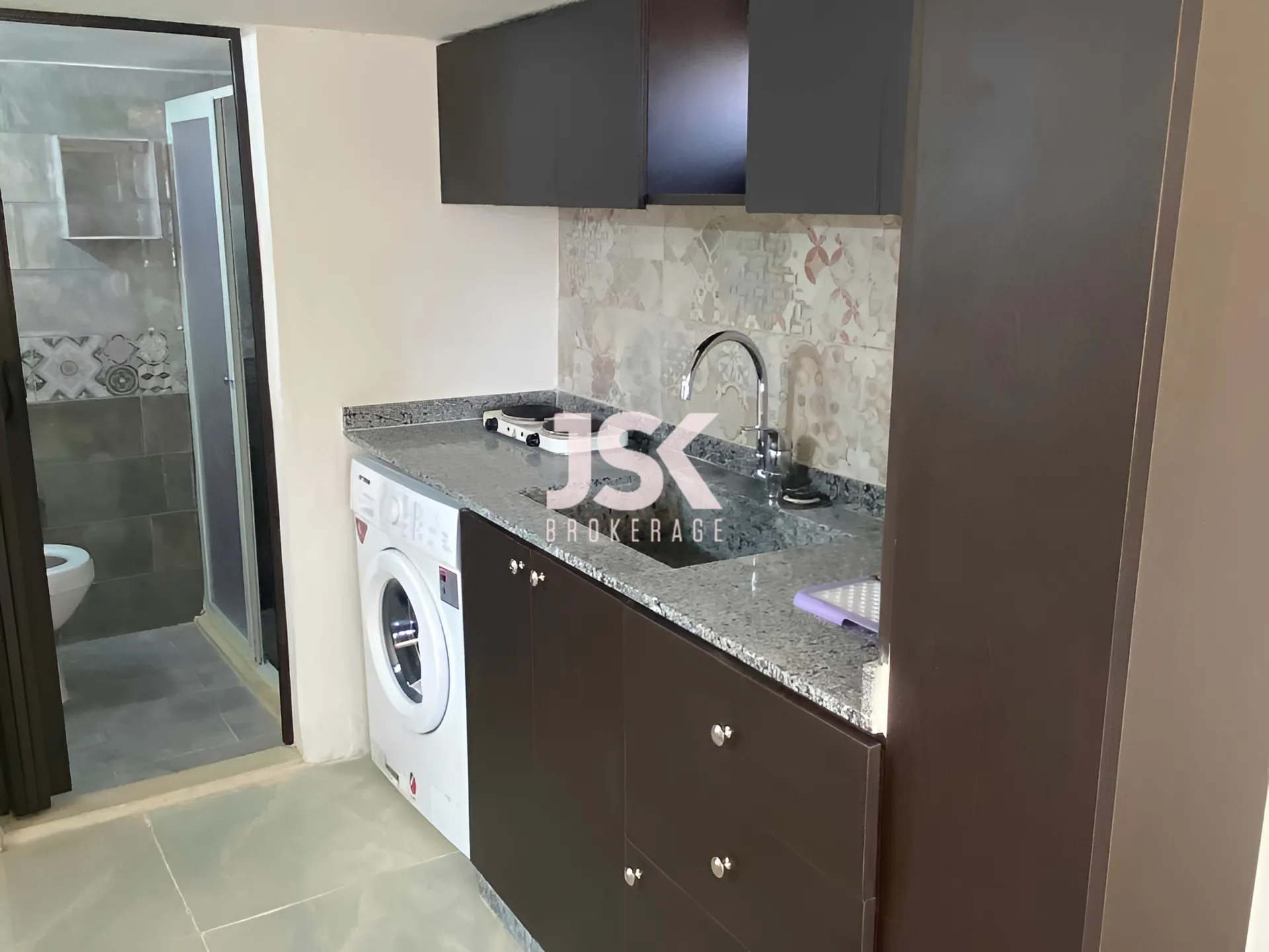 Apartment for Sale in Ain El Remmaneh