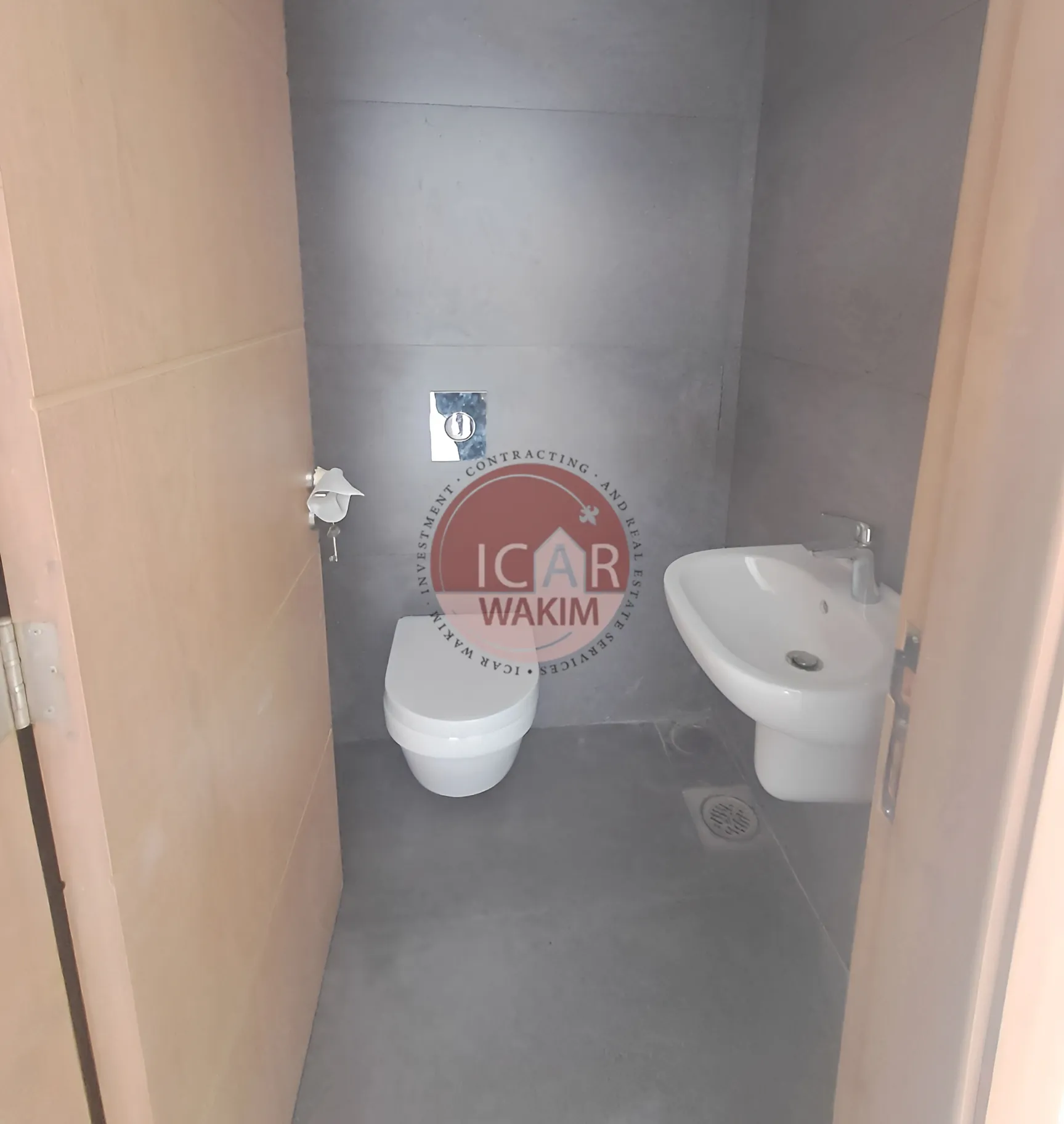 Office for sale in Achrafieh