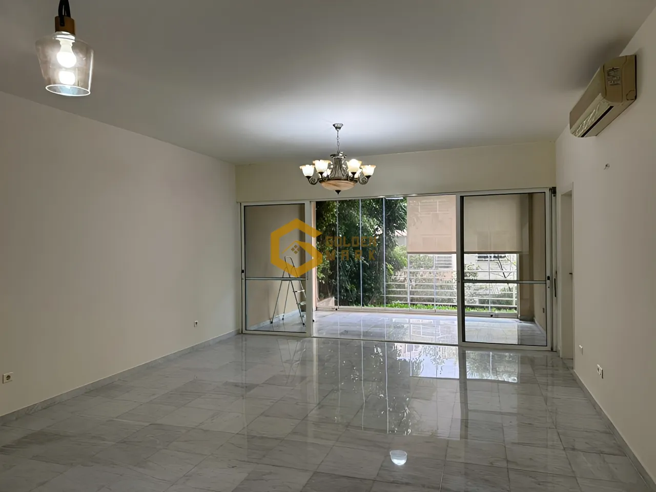 Apartment for Sale in Bsalim - 3 bed, 4 bath