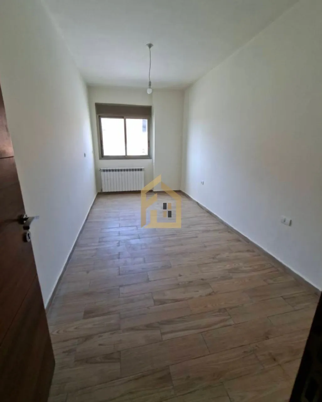 Chalet for sale in Zaarour, Lebanon, Lebanon - 1 bed, 1 bath