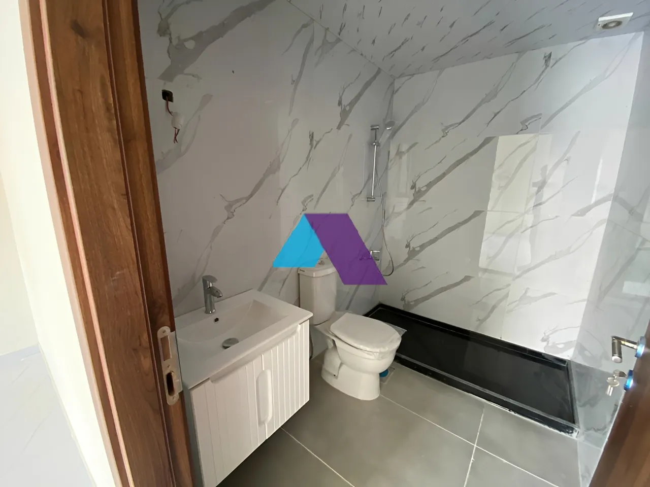 Apartment for Sale in Adonis