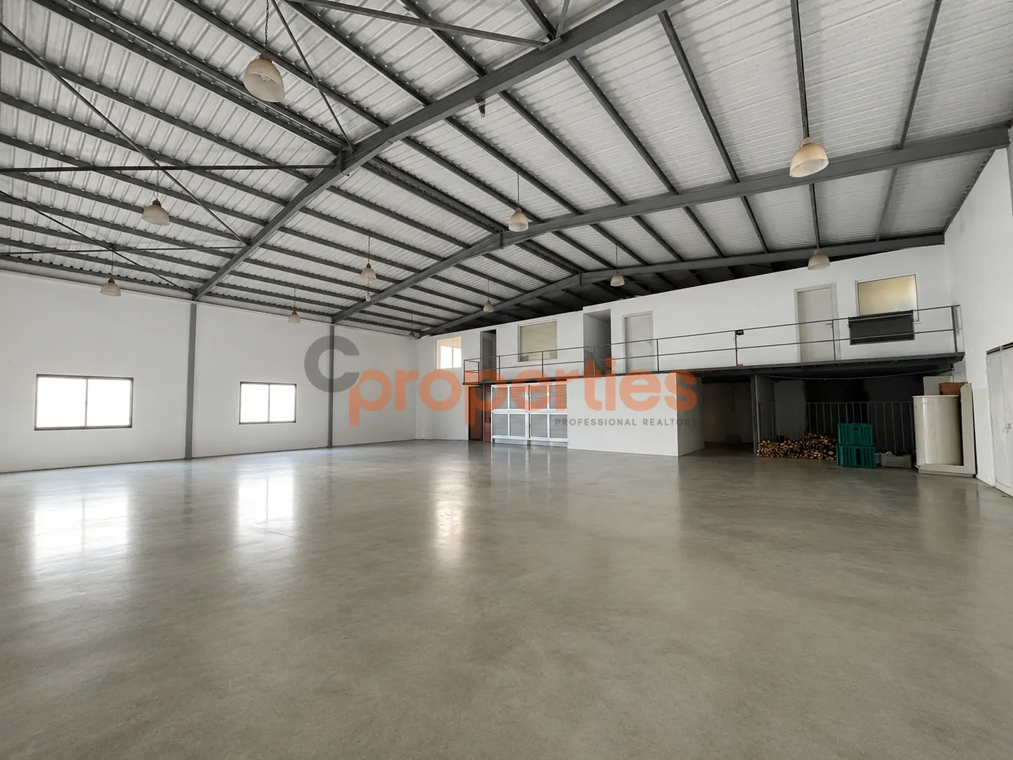 Industrial Unit for Sale in Halat