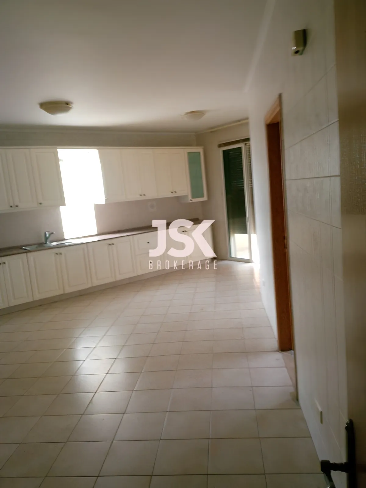 Apartment for Sale in Adma w Dafnah