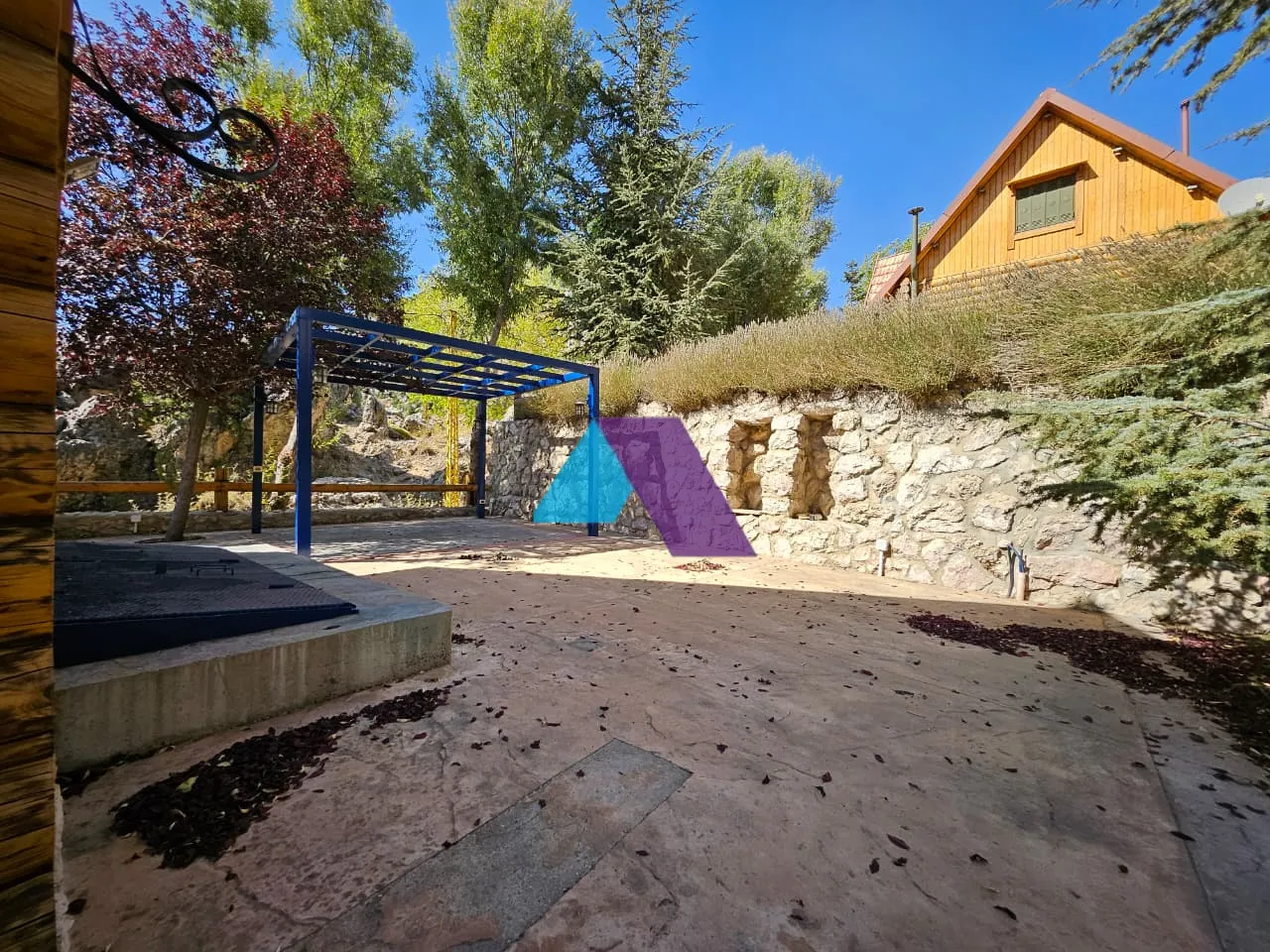 Villa for Sale in Laqlouq - 3 bed, 3 bath