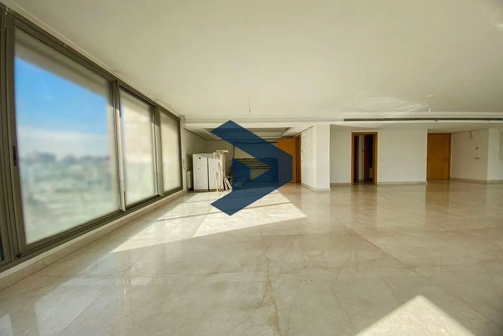 Apartment for sale in Clemenceau, Bayrut, Lebanon