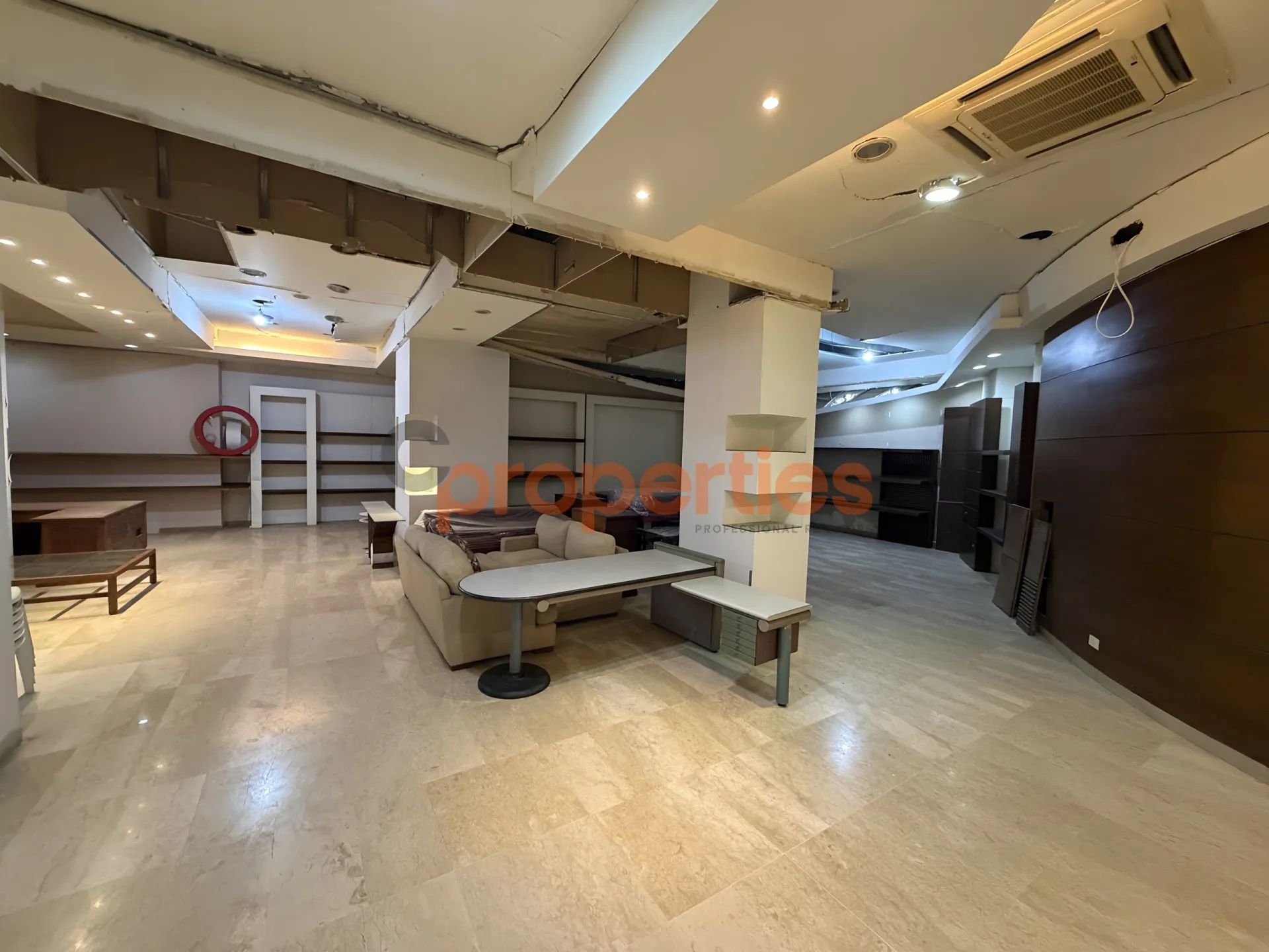 Shop for Rent in Gemmayzeh