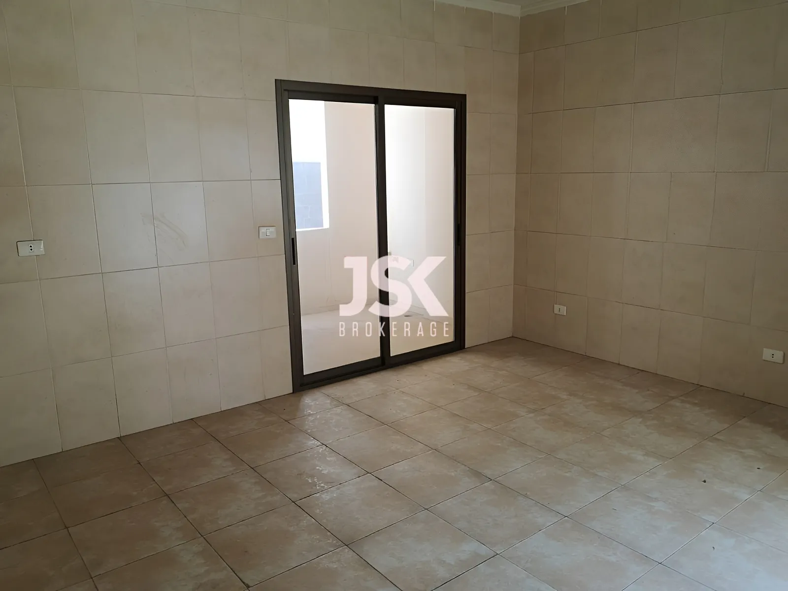 Apartment for Sale in Dekwaneh