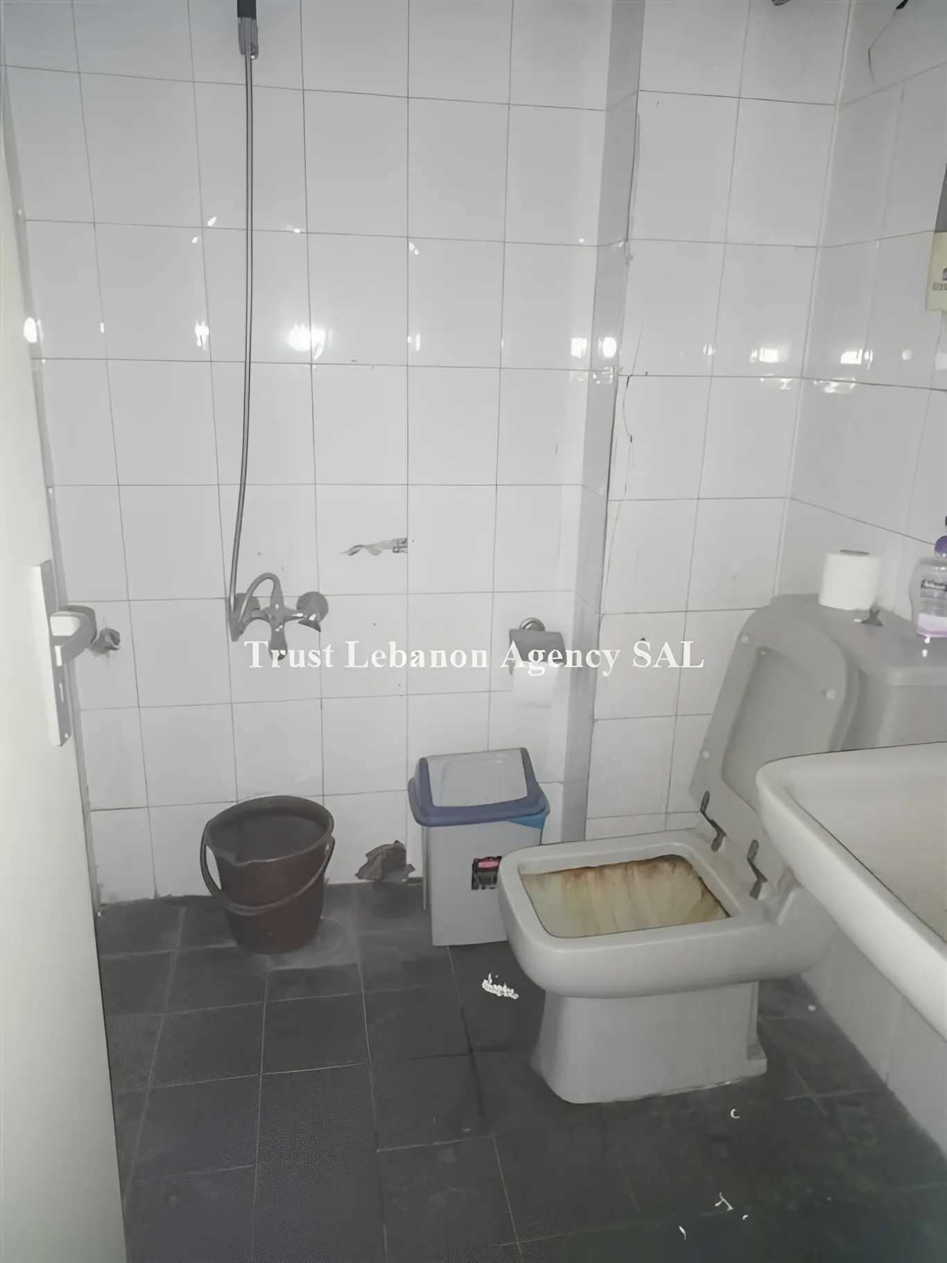 Shop for sale in Metn, Dekweneh