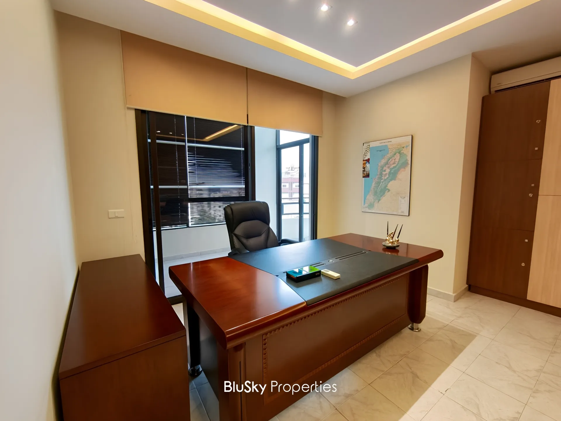 Office for rent in Antelias