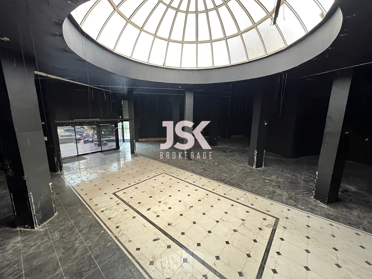 Shop for Rent in Achrafieh