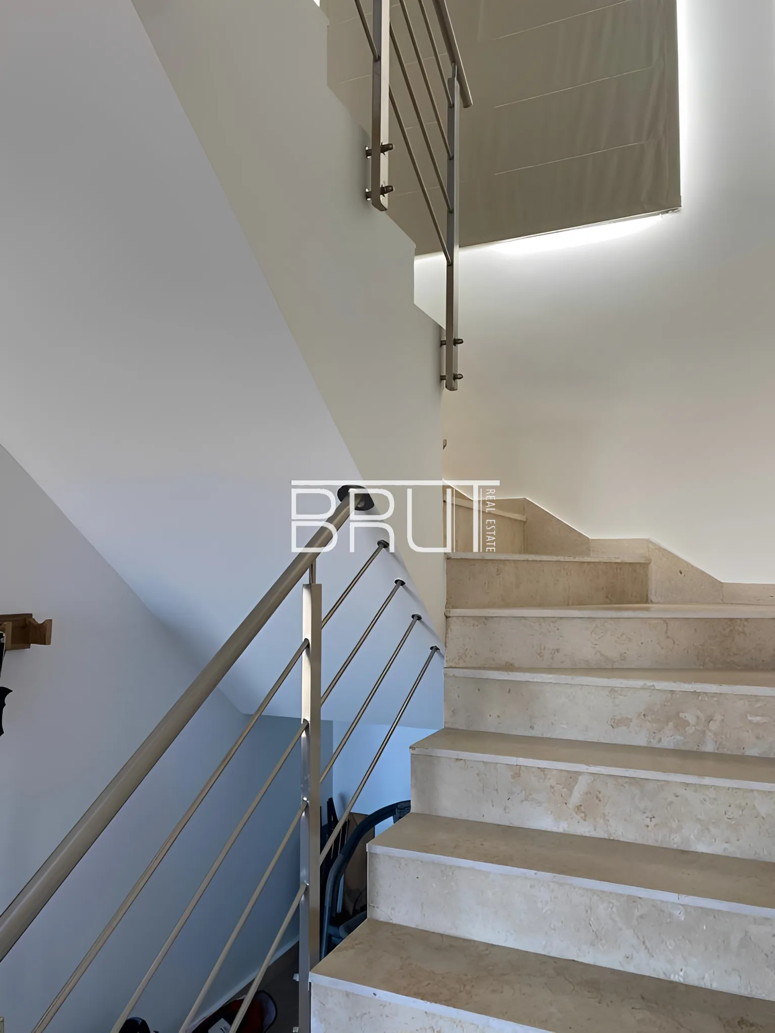 Chalet for Sale in Faqra
