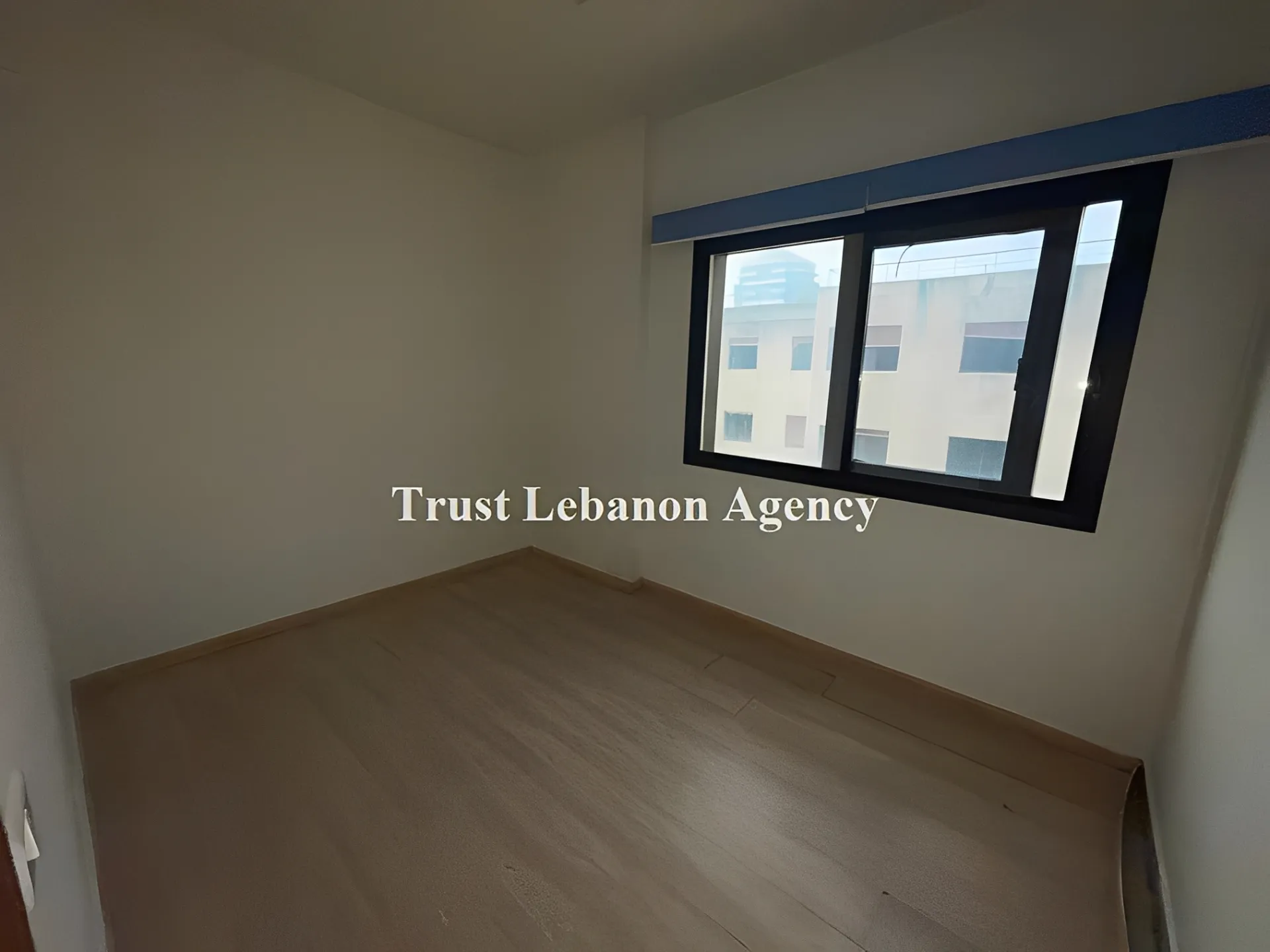 Office For Rent in Metn, Bawchriye