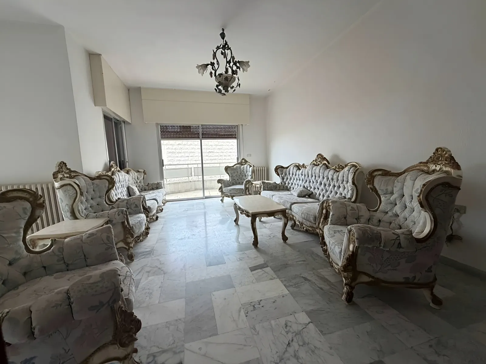 Apartment for Sale in Ajaltoun