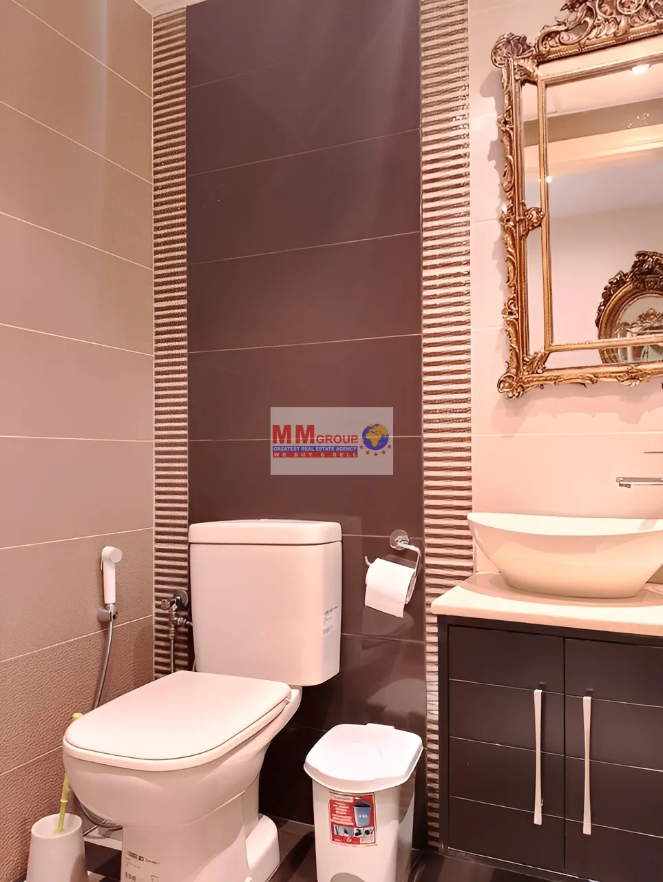 Apartment for Sale in Ain Saade - 3 bed, 4 bath