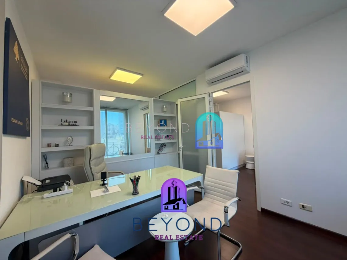 Office for rent in Ain Al Mraiseh, Beirut, Lebanon