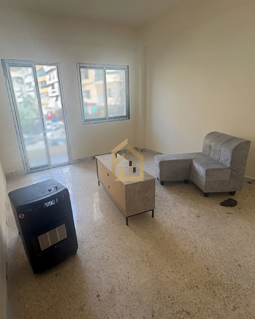 Apartment for rent in Tariq El Jdideh, Beirut, Lebanon - 4 bed, 3 bath