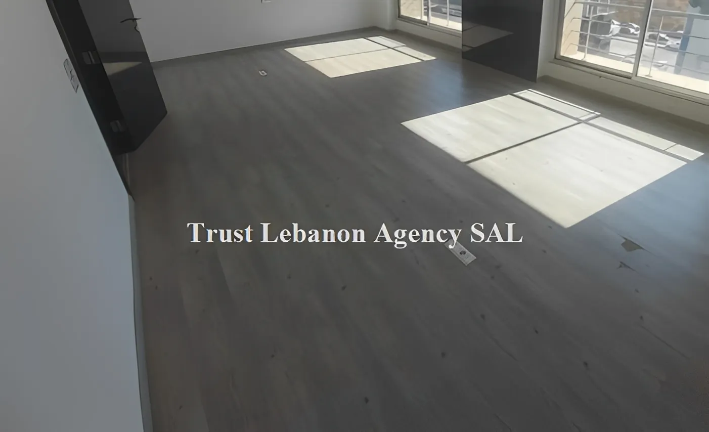 Shop for rent in Metn, Dekweneh