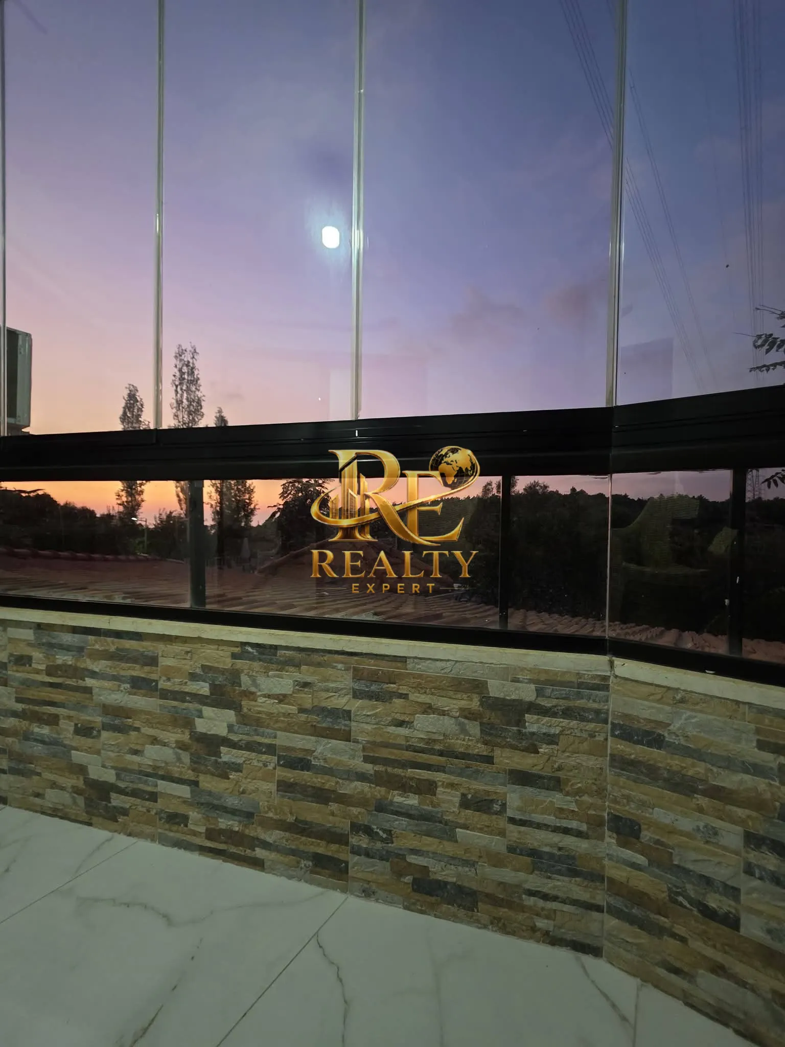 شقة for sale in عرمون، لبنان