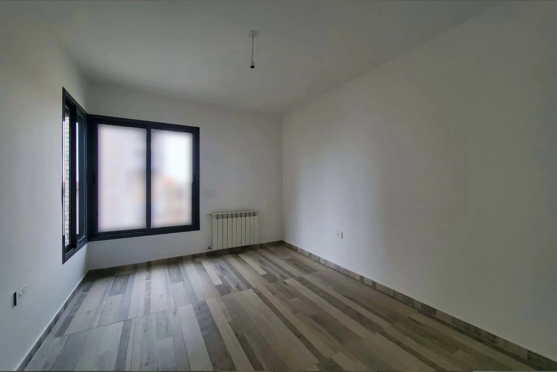 Apartment for Sale in Ajaltoun - 3 bed, 4 bath