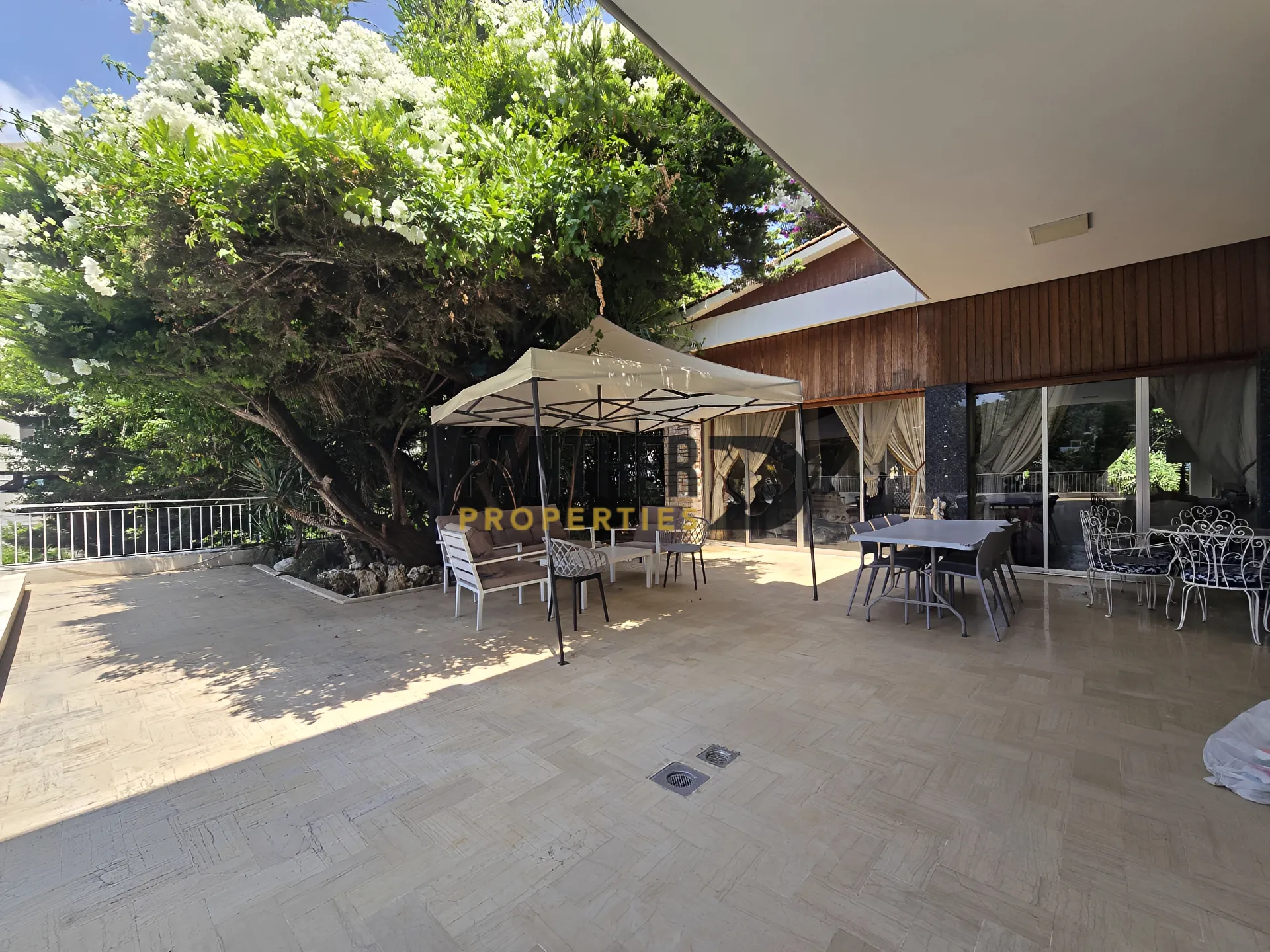 Villa for sale in Louaizeh, lebanon