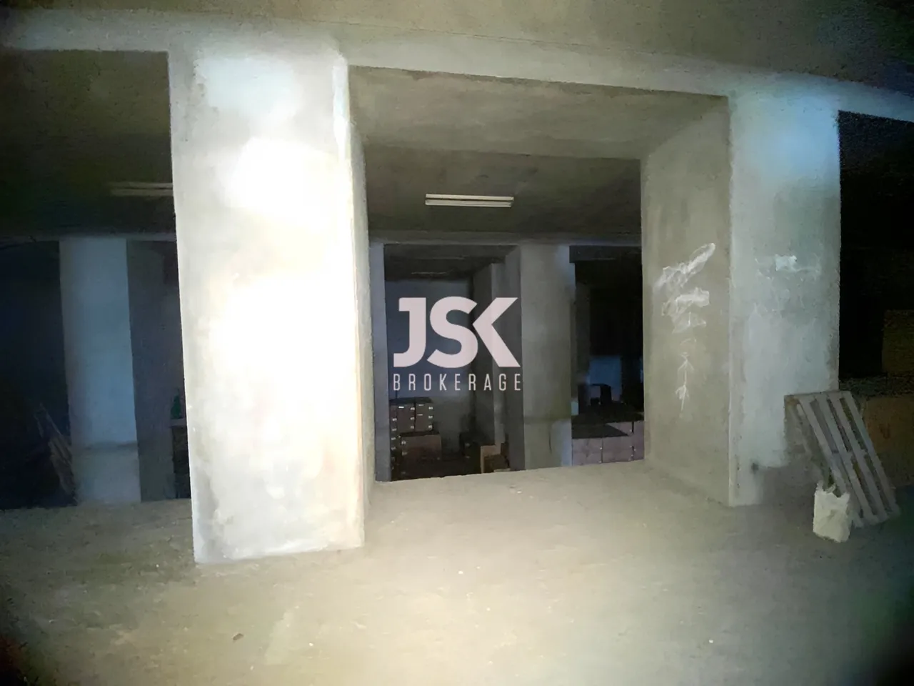Warehouse for Sale in Ramlet El Baida