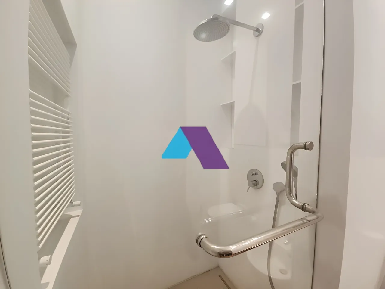 Apartment for Sale in Clemenceau