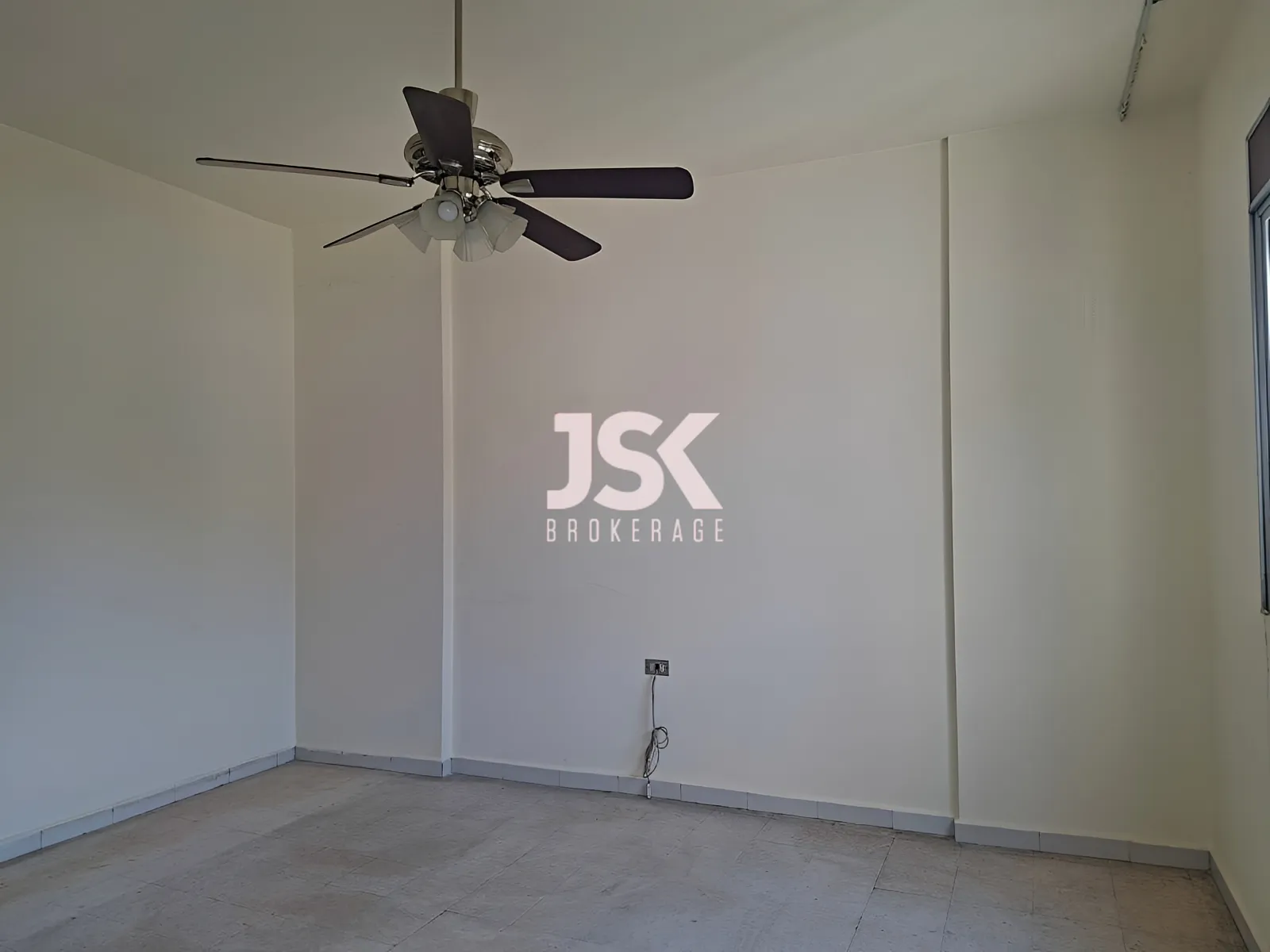 Apartment for Sale in Ras Beirut