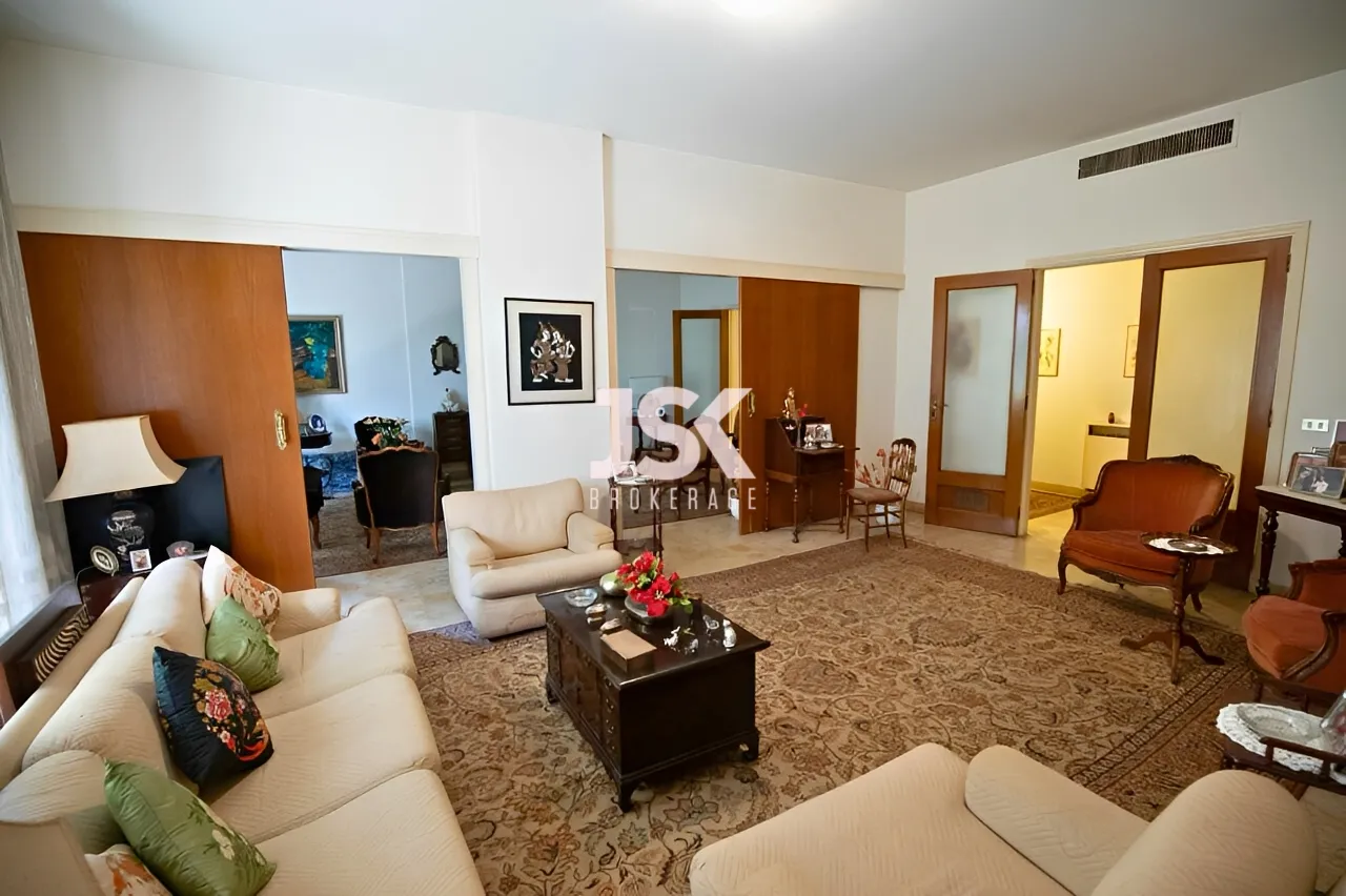 Apartment for Sale in Achrafieh - 4 bed, 3 bath
