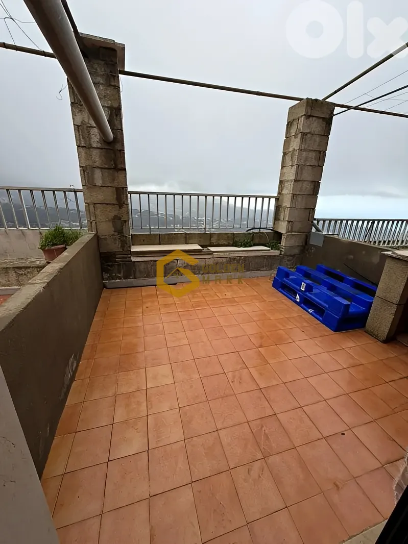 Chalet for Sale in Aannaya - 2 bed, 1 bath