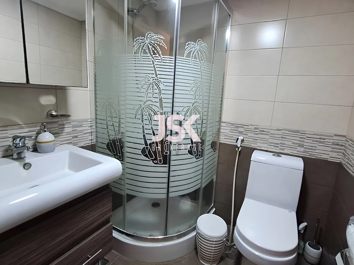 Apartment for Sale in Aamchit