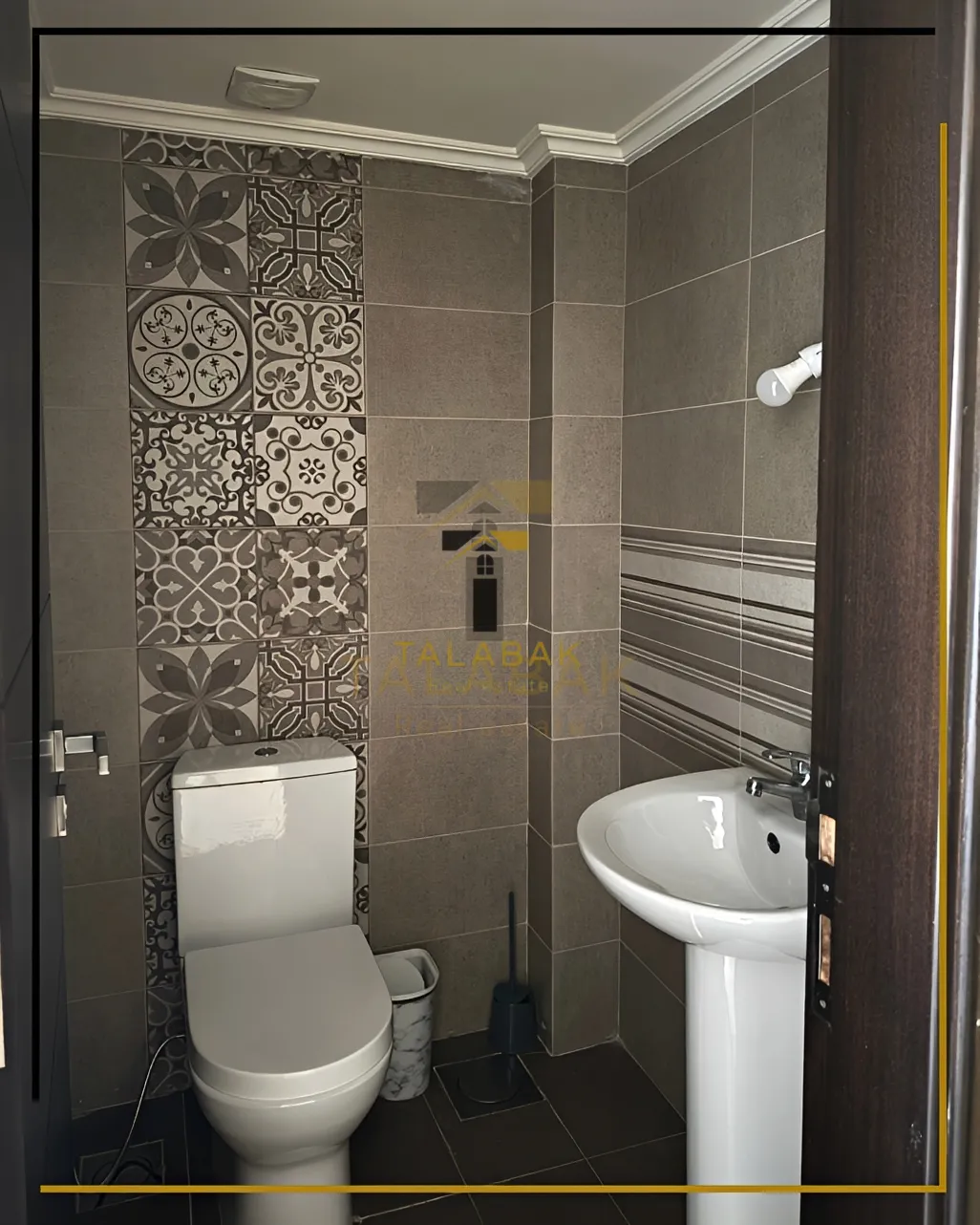 Apartment for sale in Blat