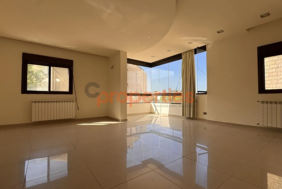 Apartment for Sale in Aaoukar - 4 bed, 3 bath