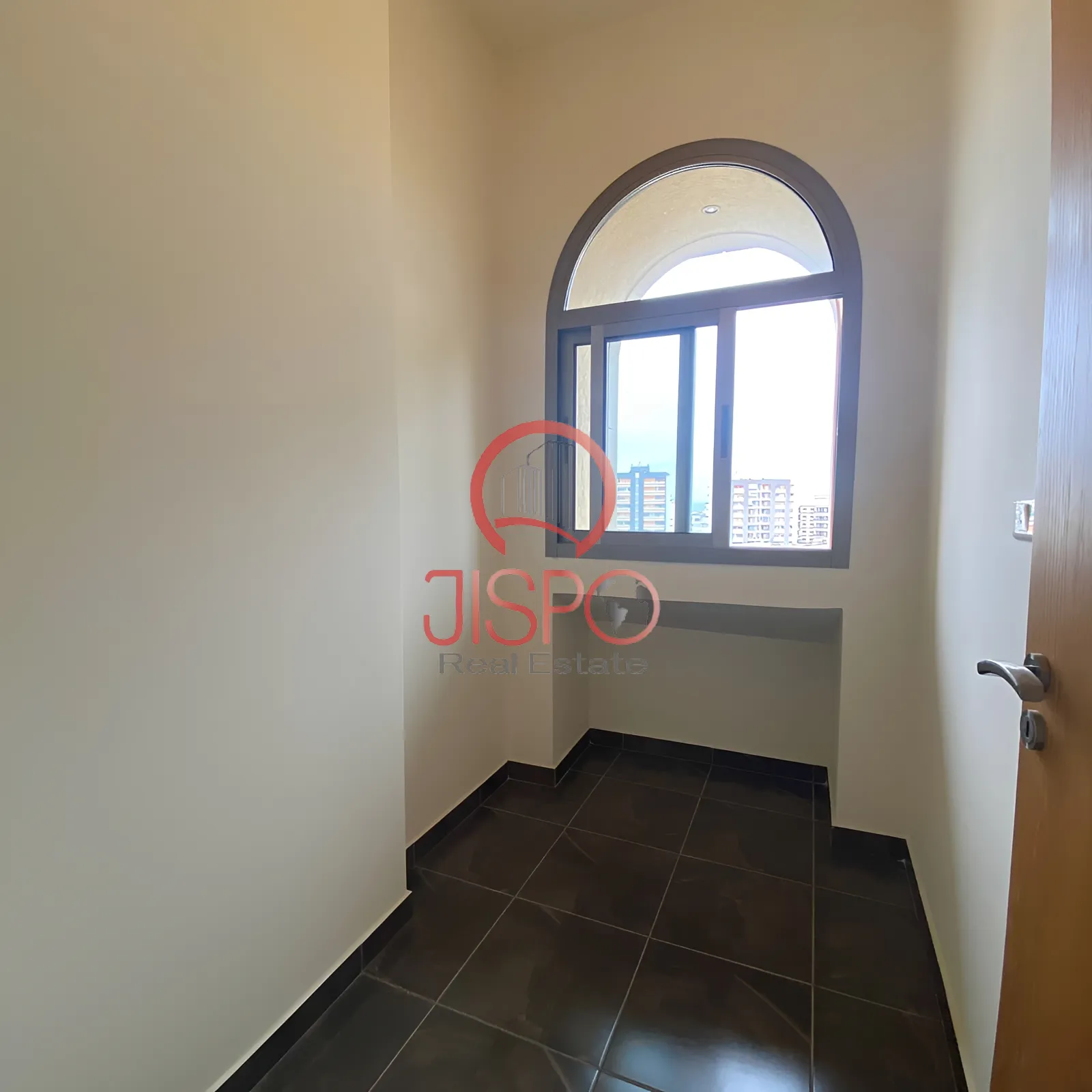Apartment for Sale in Zalqa