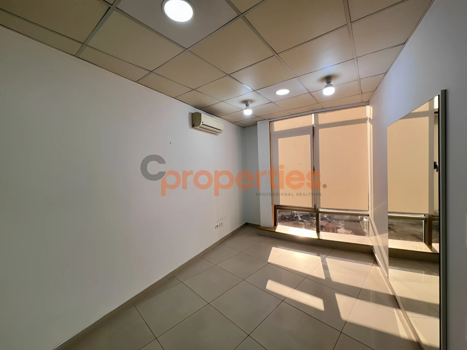 Office for rent in Dekwaneh