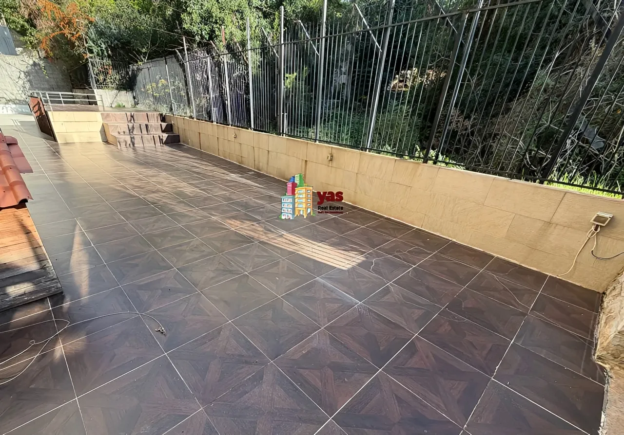 Apartment for Sale in Ballouneh