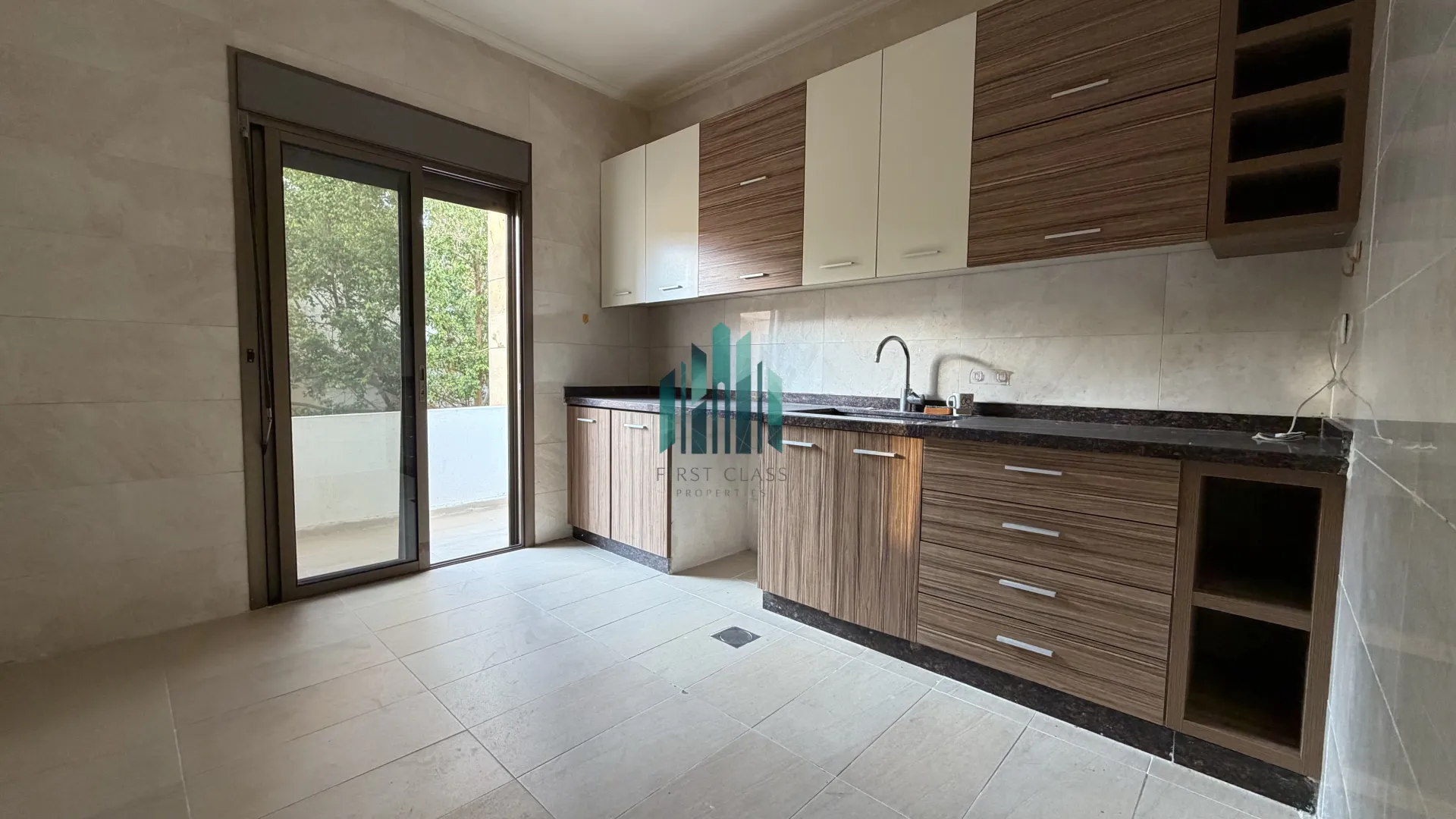 Apartment for sale in Aaoukar
