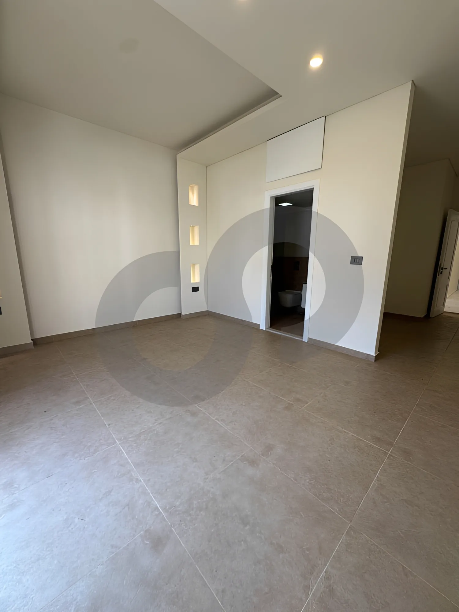Apartment for Sale in Haret Sakher