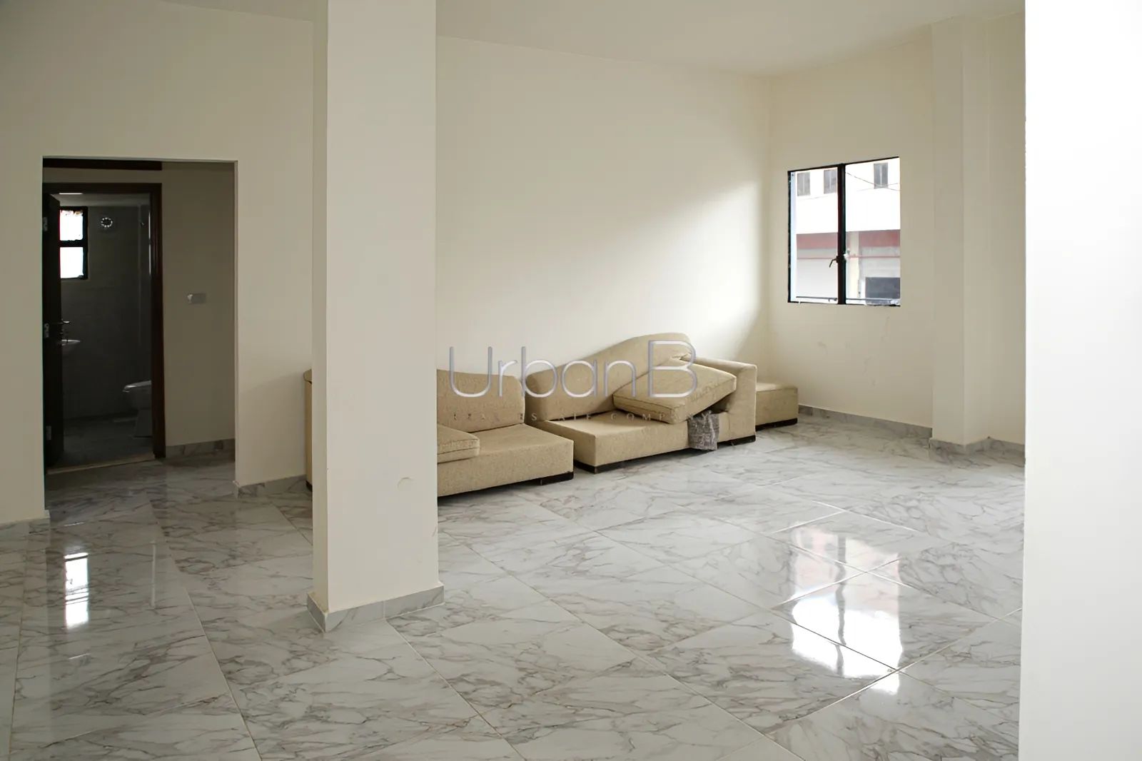Office for rent in Baouchriyeh
