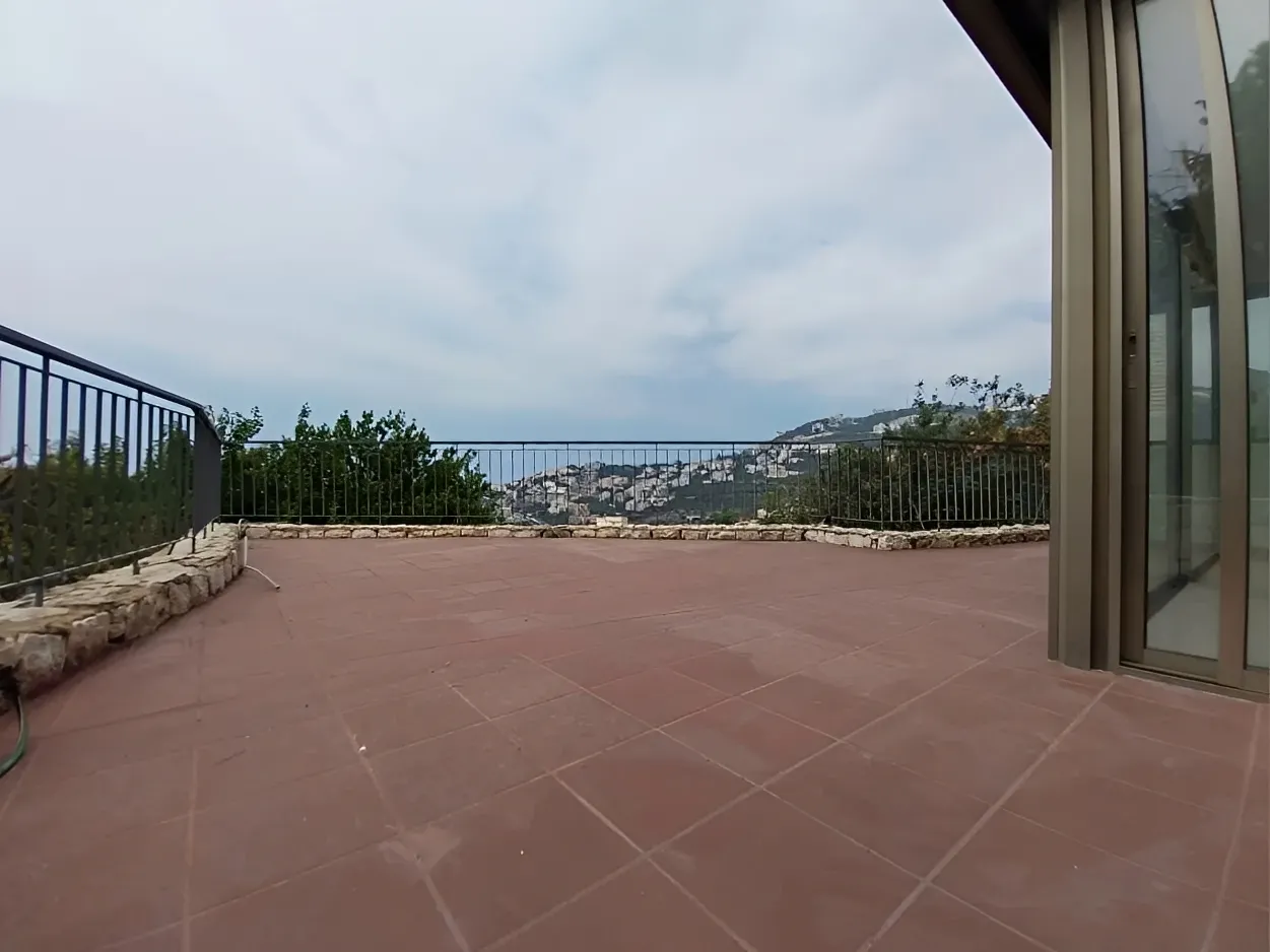 Apartment for Sale in Ghazir - 3 bed, 4 bath