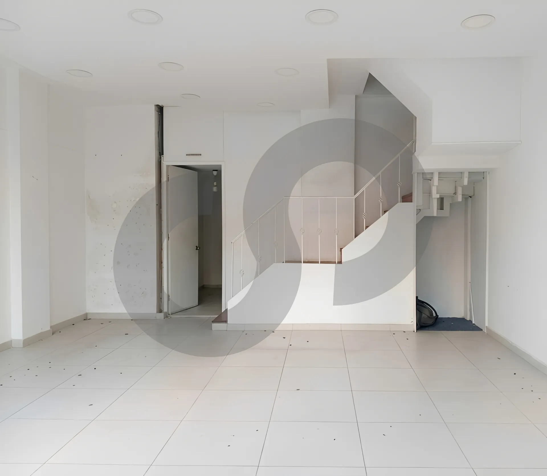 Shop for Sale in Sin El Fil