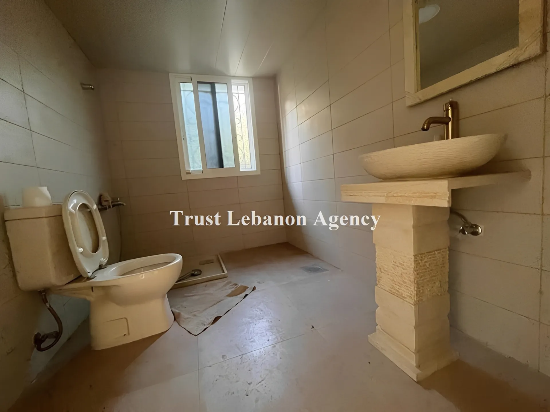 Triplex for Sale in Metn Awkar Lebanon - 5 bed, 4 bath