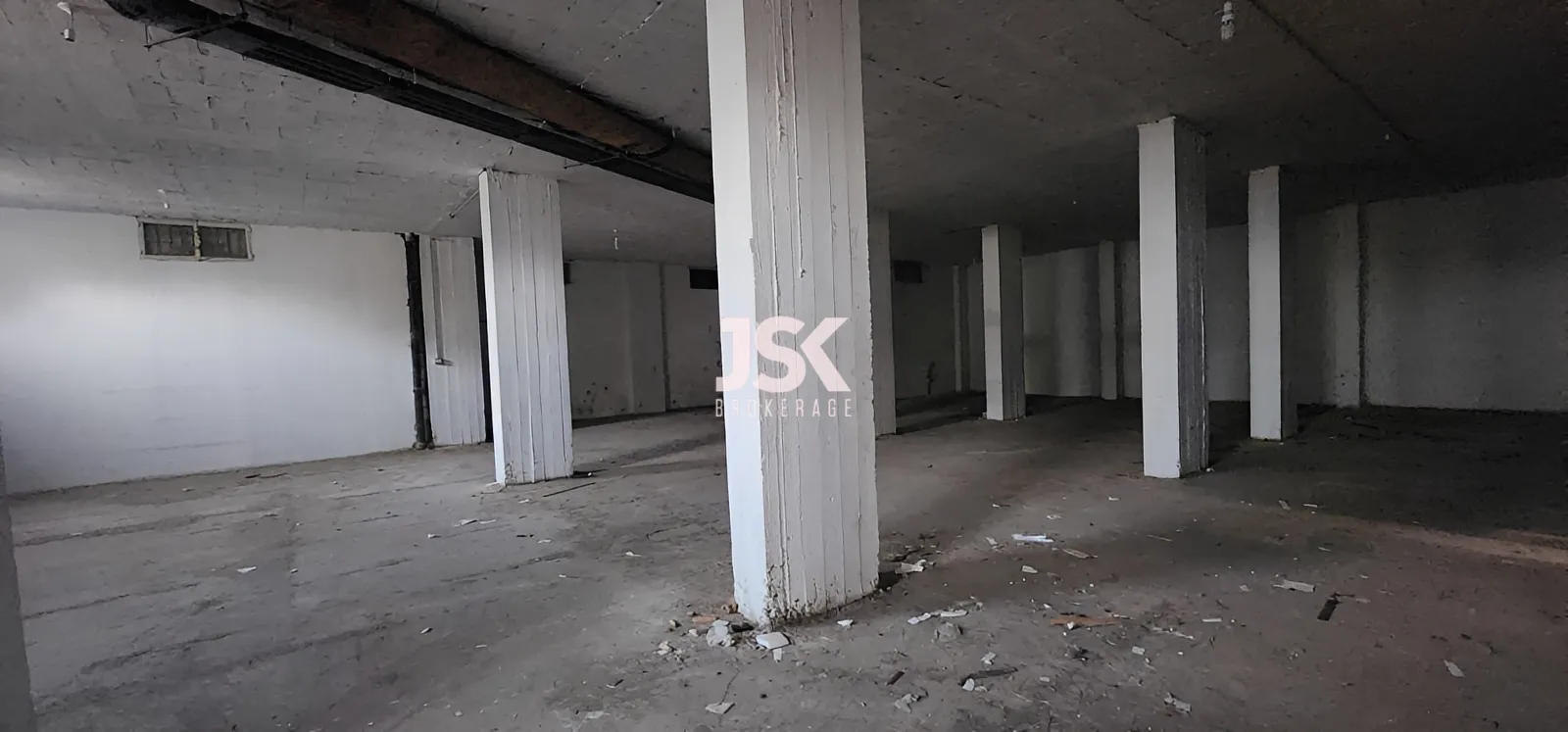 Warehouse for Sale in Hazmieh