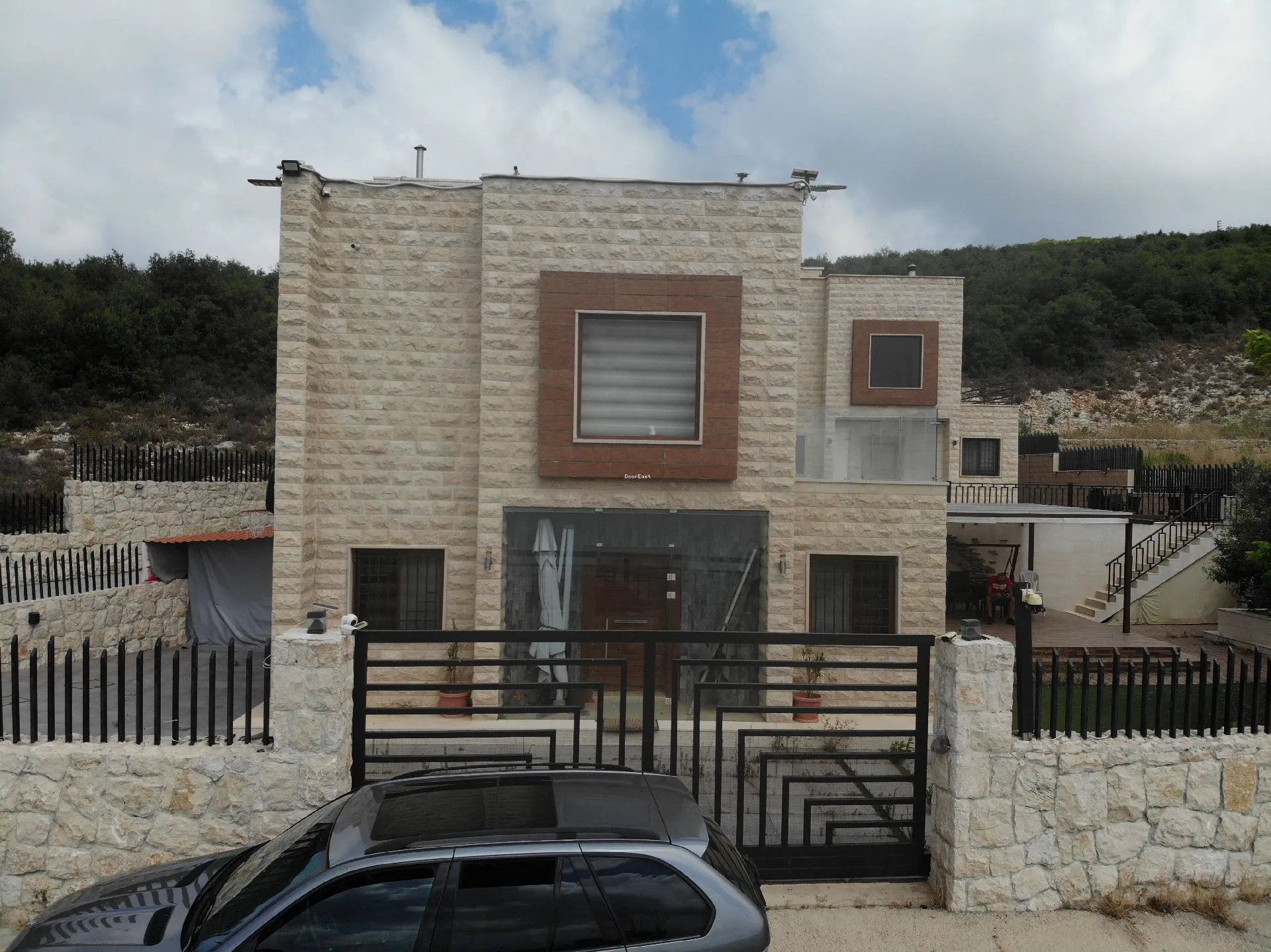 Duplex for sale in Bentaael, lebanon