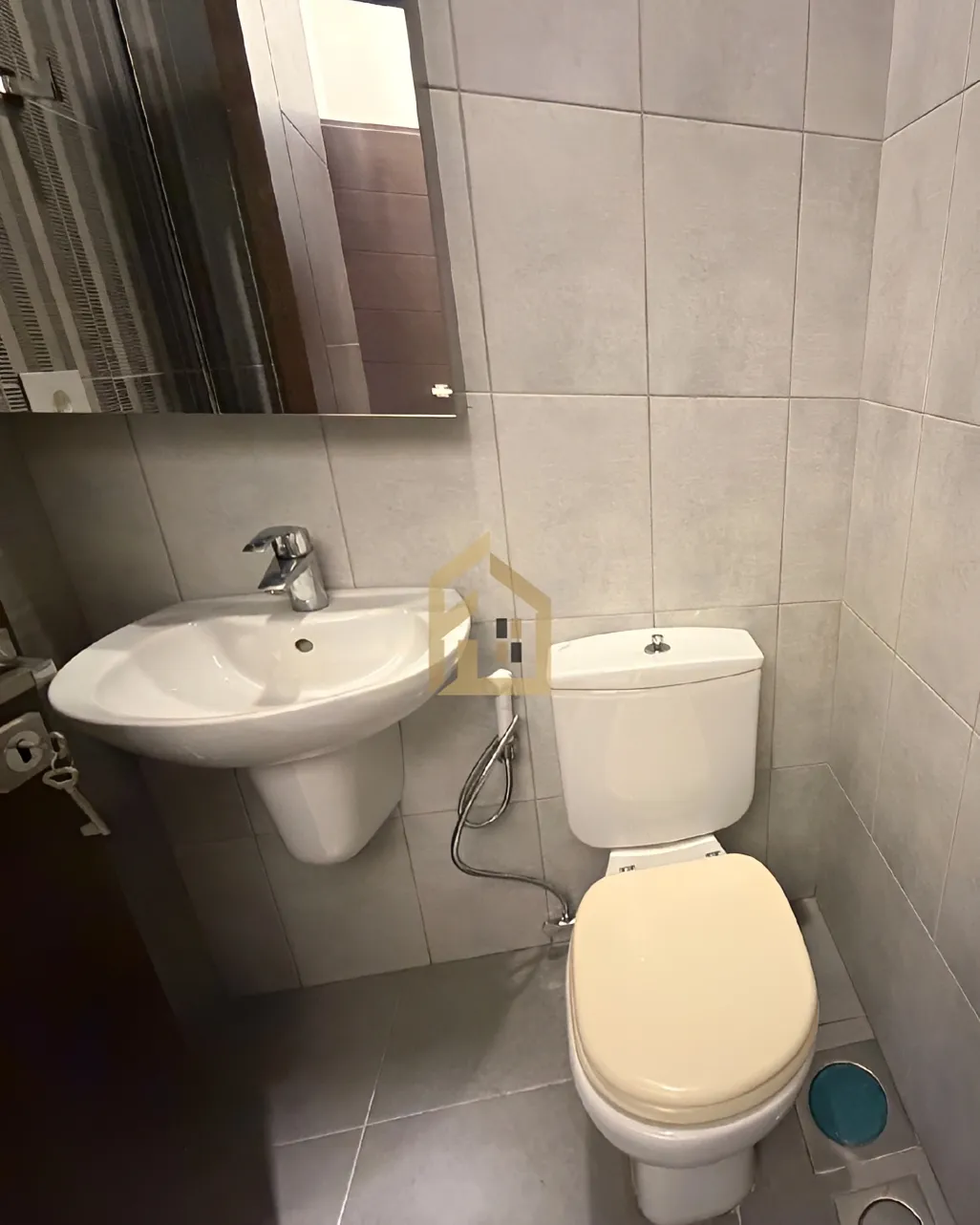Apartment for rent in Forn El Chebbak, Lebanon - 2 bed, 2 bath