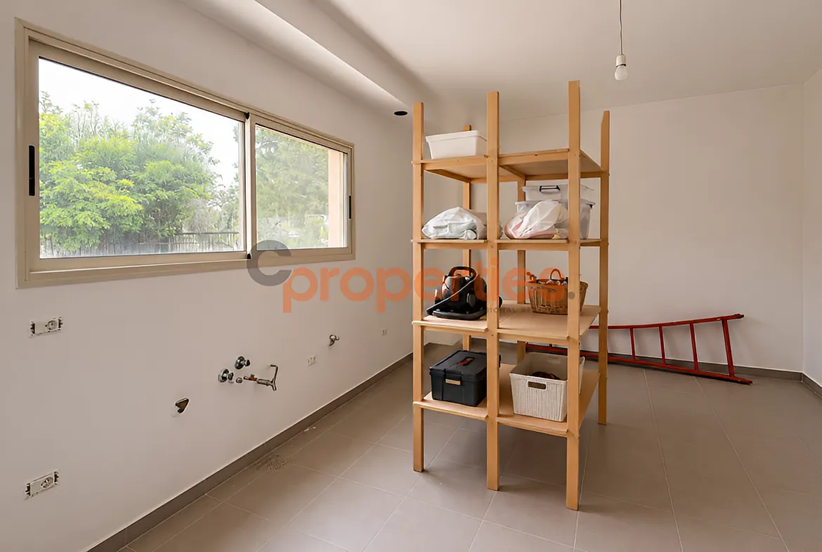 Apartment for Sale in Naqqache